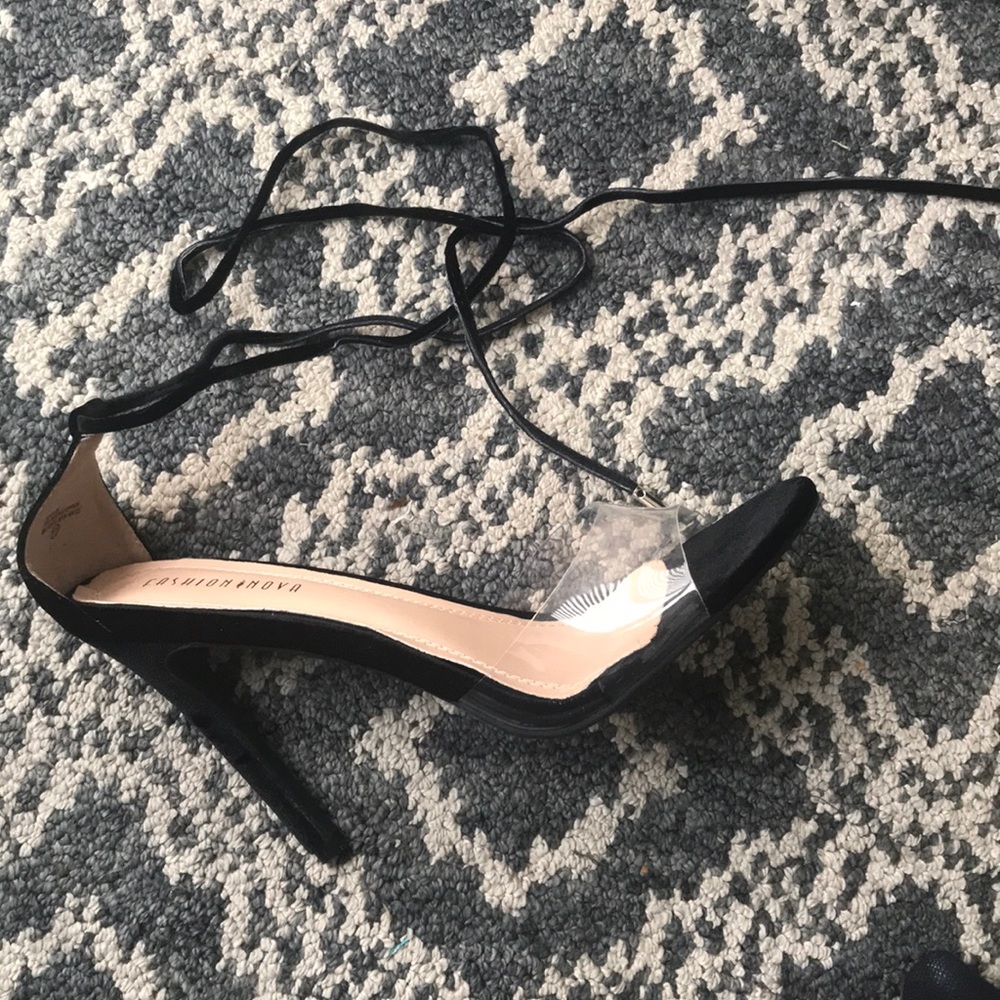 Shoe